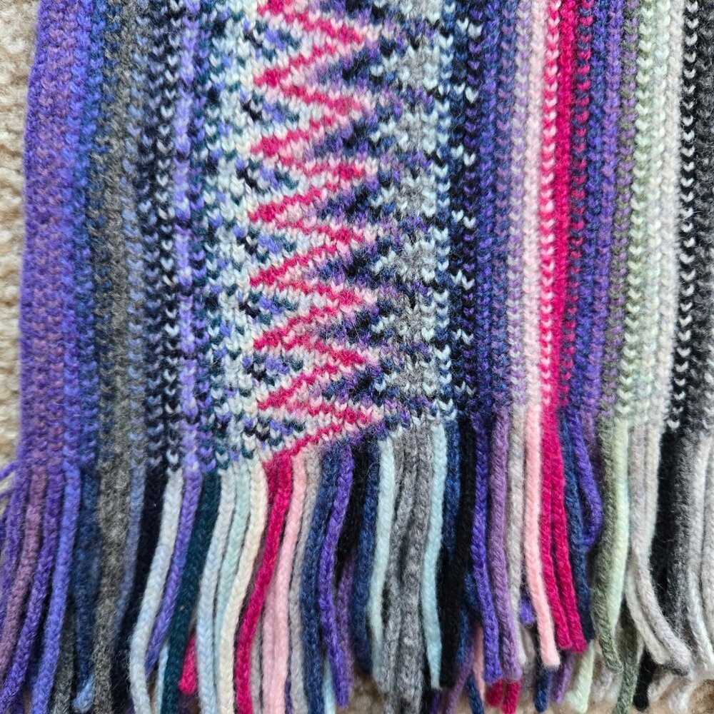 Vintage Glen Prince Lambswool Scarf *REPAIRED HOLE* - Picture 3 of 8